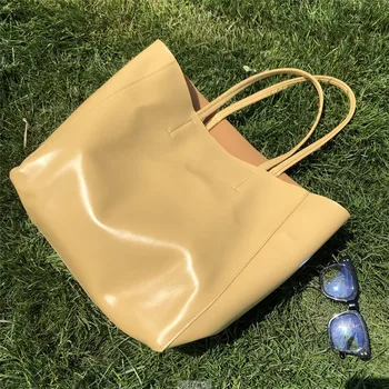 Yellow Large Capacity Tote Bag PU Leather Handbags For Women 2020 Famous Designer Luxury Brand Bag Bolsa de hombro
Yellow Large Capacity Tote Bag PU Leather Handbags For Women 2020 Famous Designer Luxury Brand Bag Bolsa de hombro