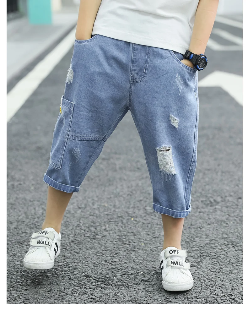 Boys Printed-Pattern Denim Shorts