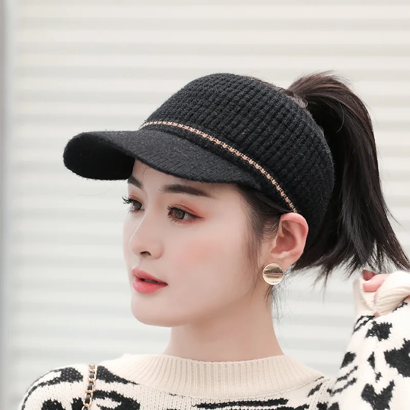 Autumn Winter Hat Outdoor Baseball Cap Sports Empty Top Visor Solid Color Warm Knitted Winter Wool Ponytail Hat Women
Autumn Winter Hat Outdoor Baseball Cap Sports Empty Top Visor Solid Color Warm Knitted Winter Wool Ponytail Hat Women