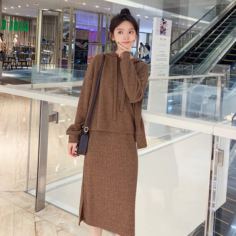 Photo Shoot Early Spring 2019 Sweet Three-Color Loose-Fit Knit Hoodie Mid-length Slit Skirt Two-Piece Women's
Photo Shoot Early Spring 2019 Sweet Three-Color Loose-Fit Knit Hoodie Mid-length Slit Skirt Two-Piece Women's