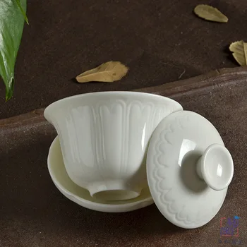 Ceramic Whiteware Ivory White Three-Force Cover Bowl Small Number Tea Bowl Jade Porcelain Tea Set Gift Cup with Cover Gaiwan
Ceramic Whiteware Ivory White Three-Force Cover Bowl Small Number Tea Bowl Jade Porcelain Tea Set Gift Cup with Cover Gaiwan