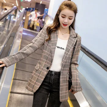 Women's single coat 2019 autumn and winter new casual fashion temperament Slim thin plaid single buckle women's shirt 
Women's single coat 2019 autumn and winter new casual fashion temperament Slim thin plaid single buckle women's shirt
