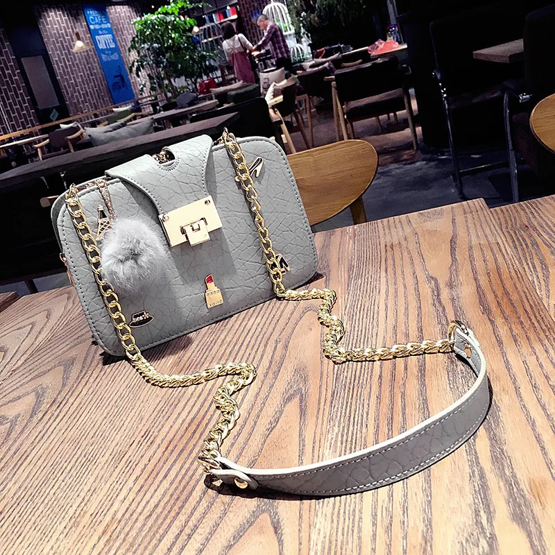 Women's 2019 New Style Sweet Ladies' Shoulder Bag Trend of Fashion Pu Retro Lock Shoulder Bag a Generation of Fat 
Women's 2019 New Style Sweet Ladies' Shoulder Bag Trend of Fashion Pu Retro Lock Shoulder Bag a Generation of Fat
