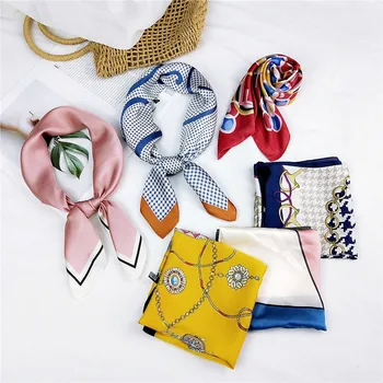 70*70cm New Women Catoon Silk Scarf Print Hijab Shawl Foulard Square Head Stylish Female Femme Hair Tie Band Neck Wear Bandana 
70*70cm New Women Catoon Silk Scarf Print Hijab Shawl Foulard Square Head Stylish Female Femme Hair Tie Band Neck Wear Bandana