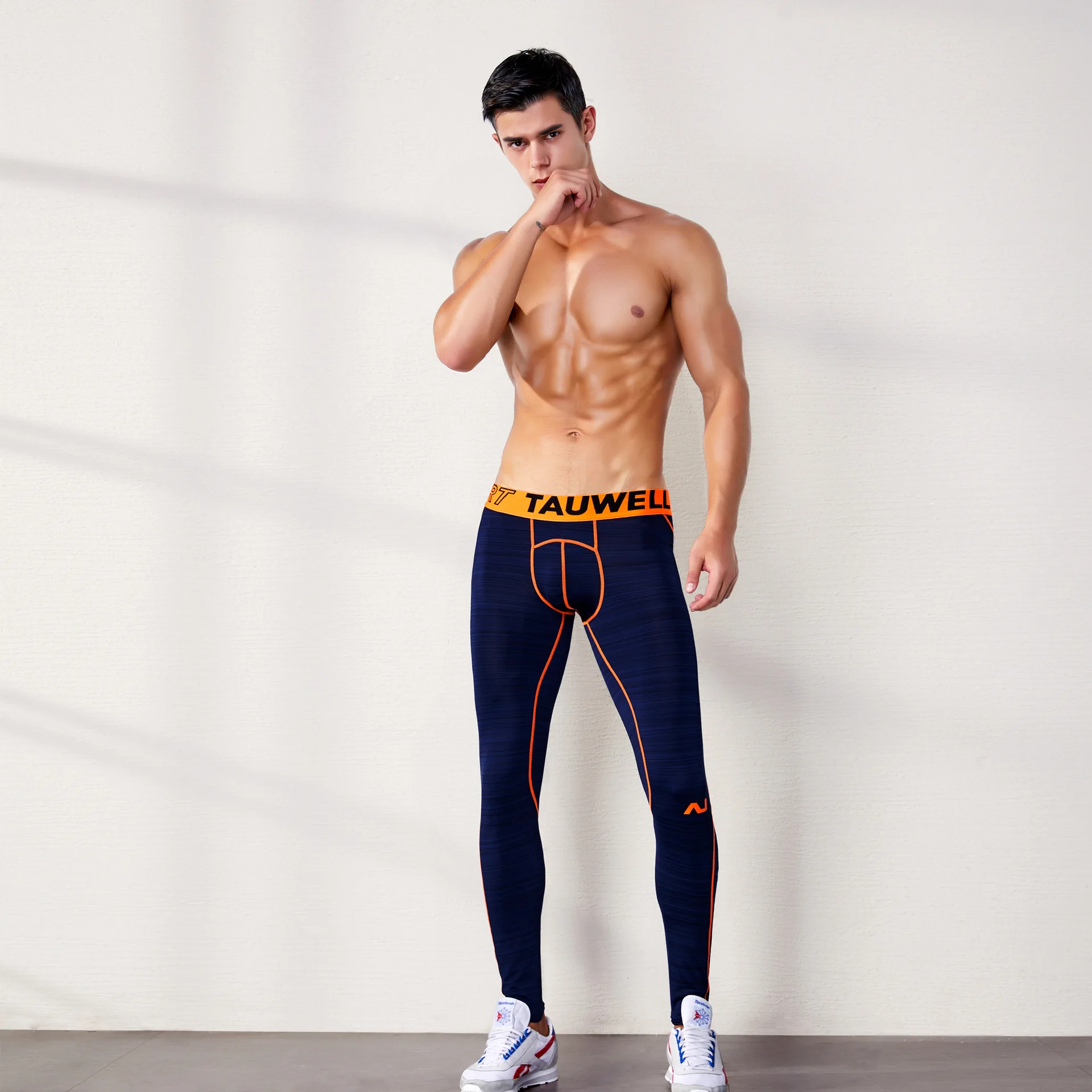 Men Sports Leggings Fitness Pants Thin Training Leggings Men's Quick-Dry Running Compression Pants
Men Sports Leggings Fitness Pants Thin Training Leggings Men's Quick-Dry Running Compression Pants
