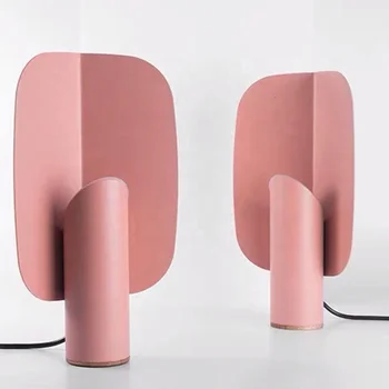 Postmodern Creative Living Room Bedroom Bedside Lamp Designer Soft Decoration Hotel Engineering Lamps Iron Mesh Table Lamp
Postmodern Creative Living Room Bedroom Bedside Lamp Designer Soft Decoration Hotel Engineering Lamps Iron Mesh Table Lamp