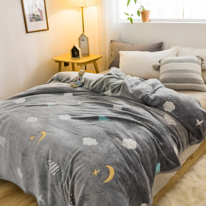 Winter Thicken Warm Flannel Coral Fleece Soft Embossing Blanket Snowflakes Plush Craft for Home Bed Sheet Bedding Cozy Blankets 
Winter Thicken Warm Flannel Coral Fleece Soft Embossing Blanket Snowflakes Plush Craft for Home Bed Sheet Bedding Cozy Blankets