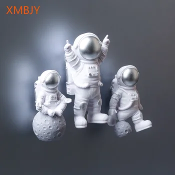 3D Refrigerator Magnets Sticker Resin Astronaut Model Star Space Pilot Cartoon Characters Home Decoration
3D Refrigerator Magnets Sticker Resin Astronaut Model Star Space Pilot Cartoon Characters Home Decoration
