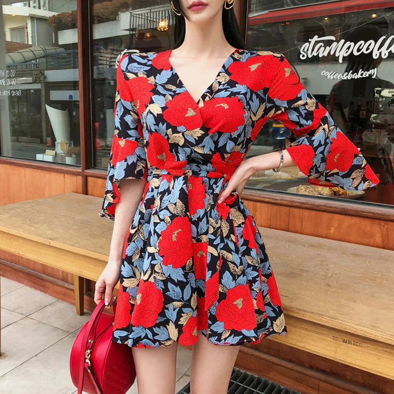 2019 Spring And Summer Korean-style Elegant Bell Sleeve V-neck Lace-up Sexy Small Hem Floral Printed Dress Women's Short