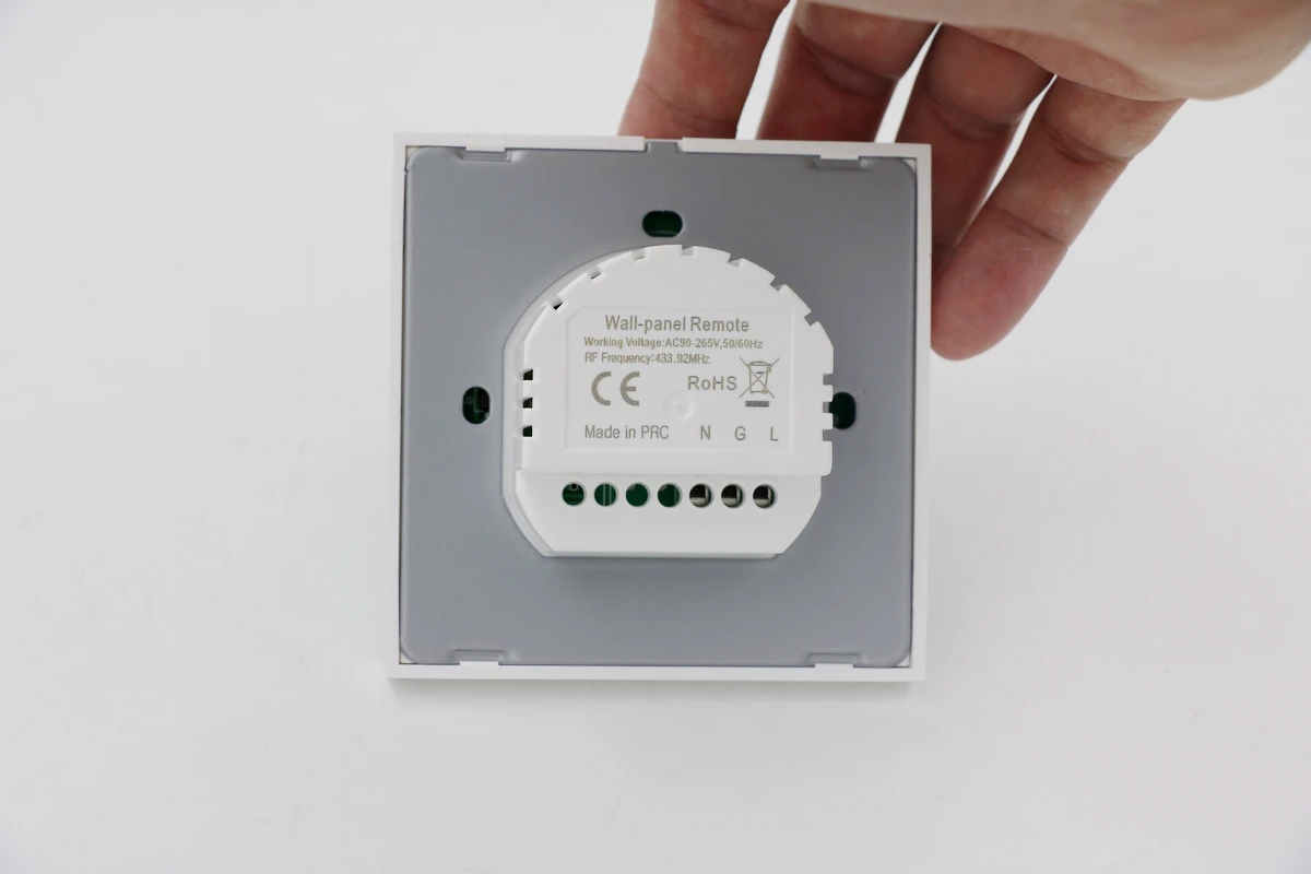RGBW RF controller KNL-LC-SZ600-WP86-RGBW
