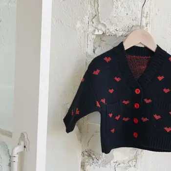 2020 new small and medium-sized children's plush jacket autumn and winter clothes to keep warm
2020 new small and medium-sized children's plush jacket autumn and winter clothes to keep warm