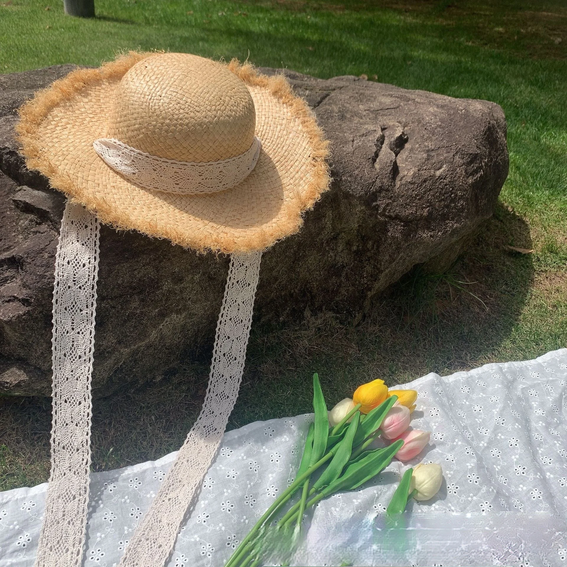 

Summer New Children's Straw Hat Lafite Grass Rough Edge Parent Child Sunscreen Hat Girl Baby Lace Lace Holiday Sunshade Hat