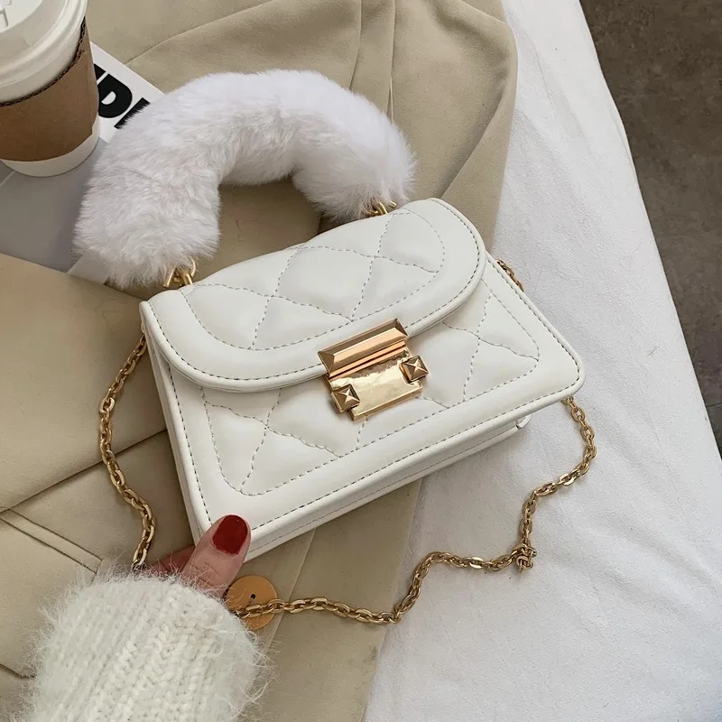 Autumn and winter high quality rhombus handbags 2020 popular new trendy fashion ladies chain shoulder messenger small square bag
Autumn and winter high quality rhombus handbags 2020 popular new trendy fashion ladies chain shoulder messenger small square bag