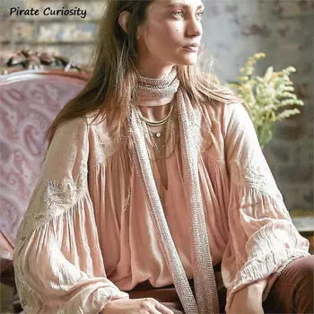 Pirate Vintage Embroidery Beaded Sequins blusa Top Hollow V-Neckline Sexy Shirts Lantern Sleeve Loose Boho Tops Blusa
Pirate Vintage Embroidery Beaded Sequins blusa Top Hollow V-Neckline Sexy Shirts Lantern Sleeve Loose Boho Tops Blusa