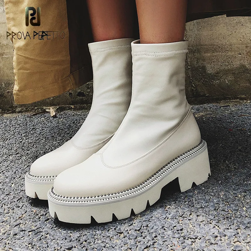 Prova Perfetto Women Platform Boots Round Toe Genuine Leather Women Ankle Boots Big Size Short Boots Woman Botines Mujer 2019
Prova Perfetto Women Platform Boots Round Toe Genuine Leather Women Ankle Boots Big Size Short Boots Woman Botines Mujer 2019