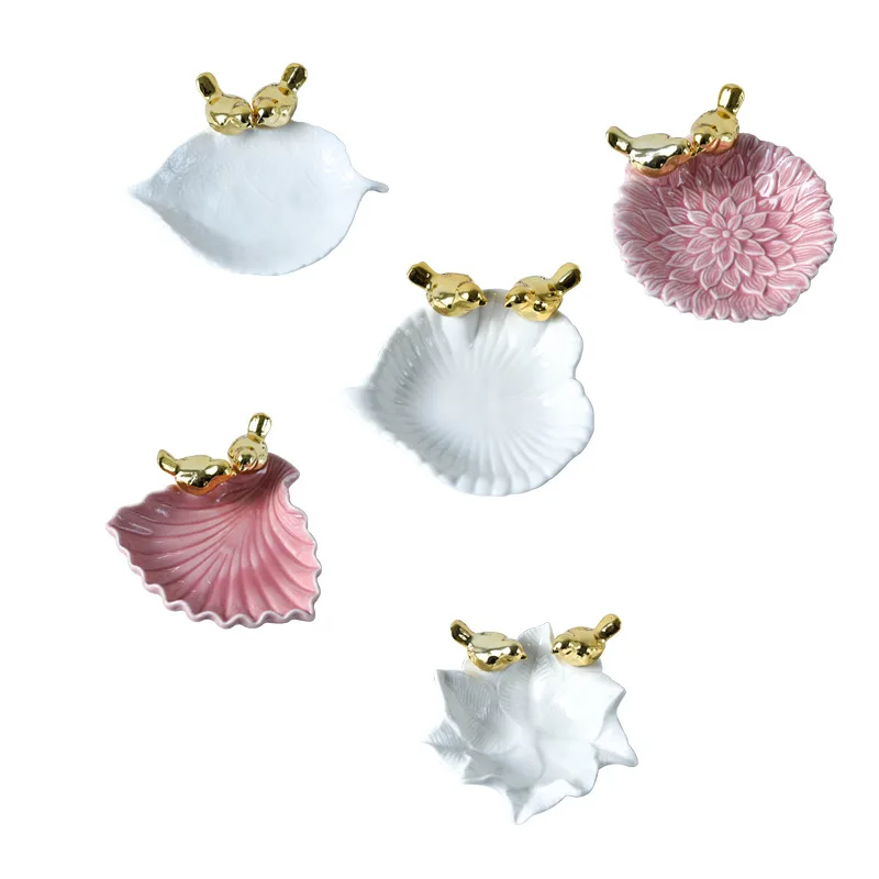 Bird Ceramic Jewelry Storage Tray Creative Ring Earrings Storage Trays Snack Candy Sauce Dish Organizer Home Decoration Craft
Bird Ceramic Jewelry Storage Tray Creative Ring Earrings Storage Trays Snack Candy Sauce Dish Organizer Home Decoration Craft