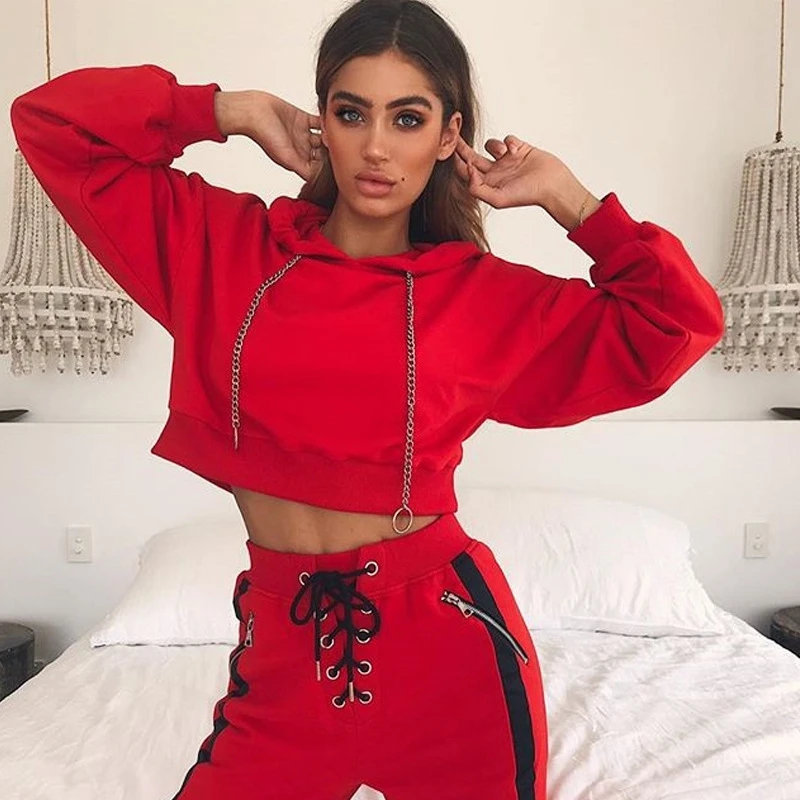 Gothic Punk Style Chain Hoodies Crop Top Women Hooded Sweatshirt Plus Size Red Black Hoodie Loose Chain Pullovers Ladies New 
Gothic Punk Style Chain Hoodies Crop Top Women Hooded Sweatshirt Plus Size Red Black Hoodie Loose Chain Pullovers Ladies New