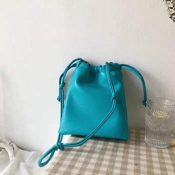 Chic Simple Soft Leather Drawstring Bucket Bag Small soft leather Diagonal bag Lady Causal Flap Mobile Phone Bag
Chic Simple Soft Leather Drawstring Bucket Bag Small soft leather Diagonal bag Lady Causal Flap Mobile Phone Bag