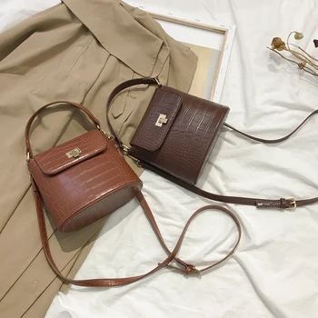 luxury handbags women bags designer brand design tote for ladies vintage spring summer mini bucket bag black good quality 2020
luxury handbags women bags designer brand design tote for ladies vintage spring summer mini bucket bag black good quality 2020