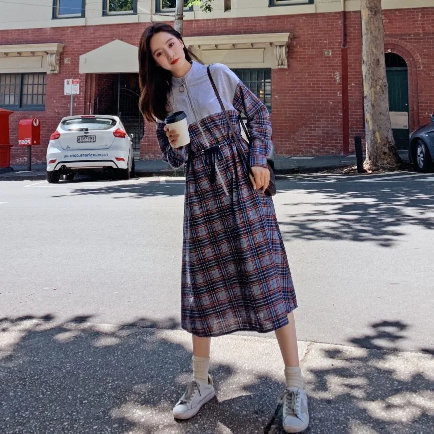 Photo Shoot Sense of Design Women's Non-mainstream Stand Collar Zipper Drawstring Waist Hugging Hoodie Joint Plaid Mock Two-Piec
Photo Shoot Sense of Design Women's Non-mainstream Stand Collar Zipper Drawstring Waist Hugging Hoodie Joint Plaid Mock Two-Piec