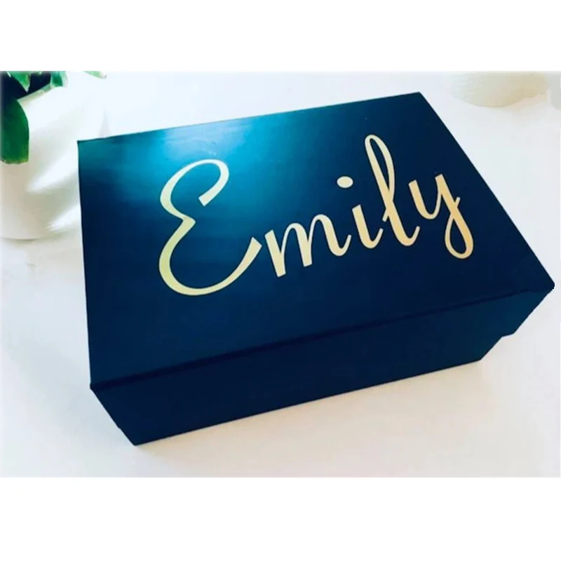 Personalized Black Gift Box,White Box,Your Name,groomsman and Bridesmaid Luxury Box,Exclusive wedding gift bag,Foil gold Letters
Personalized Black Gift Box,White Box,Your Name,groomsman and Bridesmaid Luxury Box,Exclusive wedding gift bag,Foil gold Letters