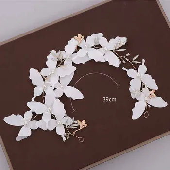 New Design Women Girl White Butterfly Crystal Simulated Pearls Headband Tiaras Bride Noiva Wedding Party Crowns Hair Bands
New Design Women Girl White Butterfly Crystal Simulated Pearls Headband Tiaras Bride Noiva Wedding Party Crowns Hair Bands