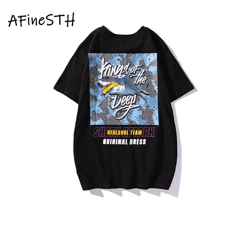 AFineSTH Letter High Street T-shirt White Shark Print O-neck European&American Streetwear Short Sleeve Tees Loose Teen T-shirt 
AFineSTH Letter High Street T-shirt White Shark Print O-neck European&American Streetwear Short Sleeve Tees Loose Teen T-shirt