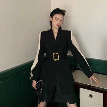 Korean 2020 Women Oversized Blazers Belt Black Long Blazer and Jackets Femme Casual Chaqueta Mujer Bleiser Feminino 
Korean 2020 Women Oversized Blazers Belt Black Long Blazer and Jackets Femme Casual Chaqueta Mujer Bleiser Feminino