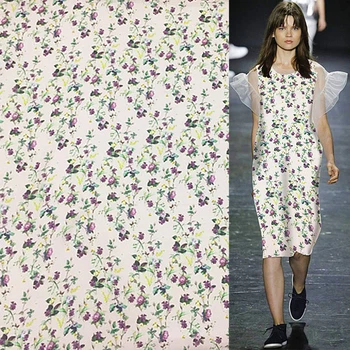 100% Georgette gauze silk fabric flower print beige mix pink background,SCG449
100% Georgette gauze silk fabric flower print beige mix pink background,SCG449