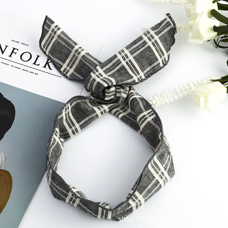 Krasivaya New Fashion Popular Hot Sale Korean Style Striped Hair Band For Laddies
Krasivaya New Fashion Popular Hot Sale Korean Style Striped Hair Band For Laddies