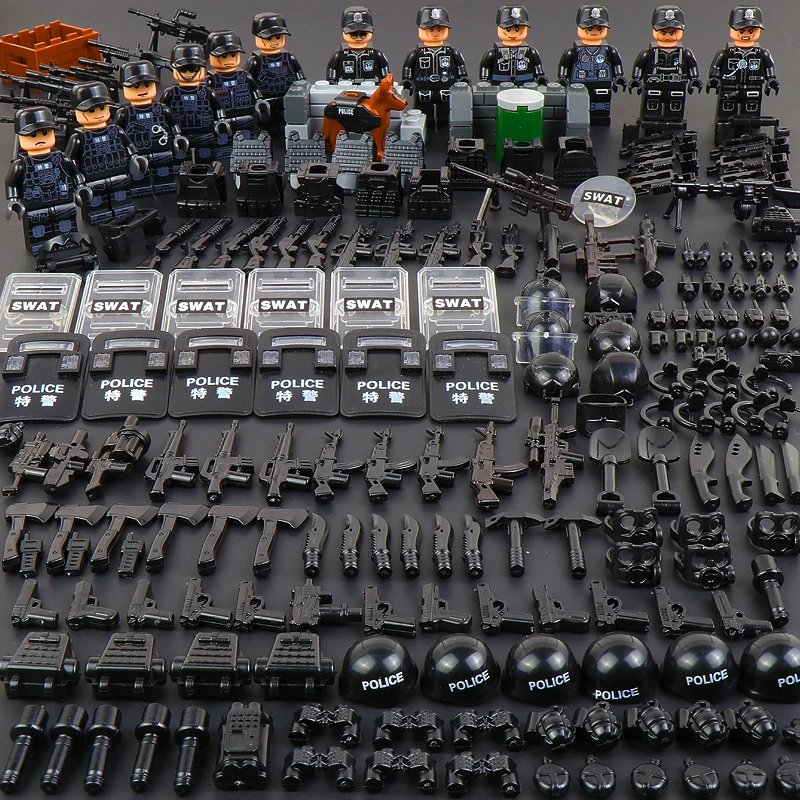 12pcs dolls Legoinglys MILITARY Assemble boys to play with military shields Soldier Building Blocks Brick Figure Toys Gift 
12pcs dolls Legoinglys MILITARY Assemble boys to play with military shields Soldier Building Blocks Brick Figure Toys Gift