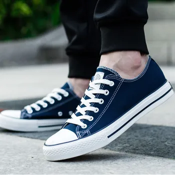 XM64 Canvas shoes blue solid color vulcanized shoes low top breathable casual men's shoes
XM64 Canvas shoes blue solid color vulcanized shoes low top breathable casual men's shoes
