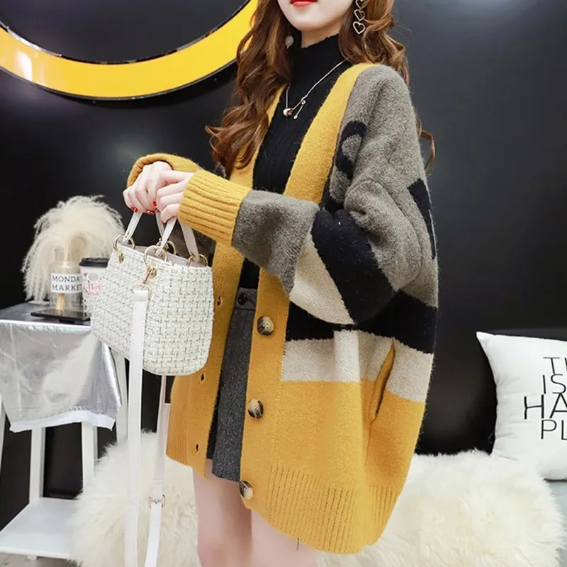 Girl Women Long Cardigan Sweater Fashion Letter Pattern Sleeve Loose Korean Style Knit Single Breasted Sweaters Coat
Girl Women Long Cardigan Sweater Fashion Letter Pattern Sleeve Loose Korean Style Knit Single Breasted Sweaters Coat