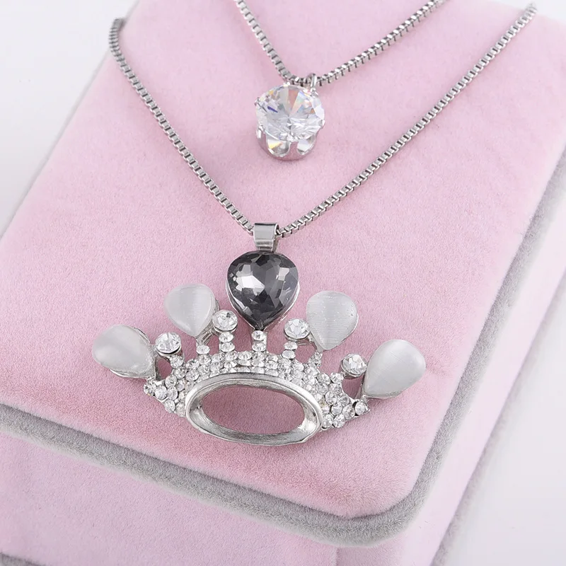 Korean-style New Style Simple Crown Crystal Long Sweater Chain Cool Assembly Decorative Pendant Necklace Women's
Korean-style New Style Simple Crown Crystal Long Sweater Chain Cool Assembly Decorative Pendant Necklace Women's