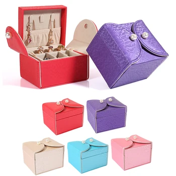 Portable Jewelry Box with Compartments for Women Necklace Jewelry Organizer with Lock for Earrings Bracelets Rings
Portable Jewelry Box with Compartments for Women Necklace Jewelry Organizer with Lock for Earrings Bracelets Rings