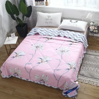 Summer Air-conditioning Quilt Can Machine Washed Cotton Can Not Fade Summer Quilt Comfortable Soft Home Textile Bedding
Summer Air-conditioning Quilt Can Machine Washed Cotton Can Not Fade Summer Quilt Comfortable Soft Home Textile Bedding