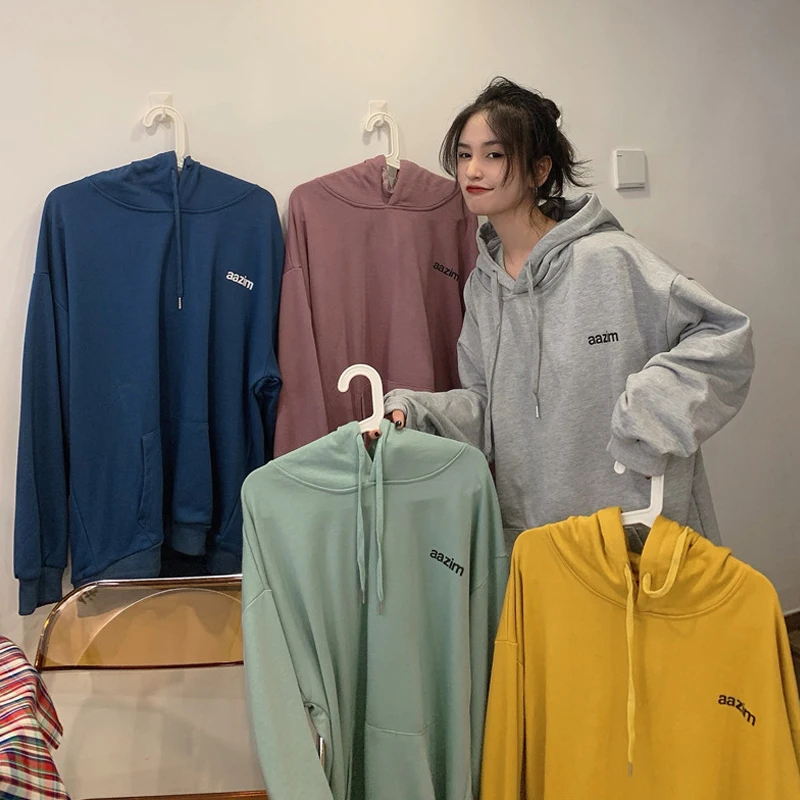 Early autumn 2020 new Korean version of the net red thin loose loose top ins long-sleeved hooded sweater tops
Early autumn 2020 new Korean version of the net red thin loose loose top ins long-sleeved hooded sweater tops