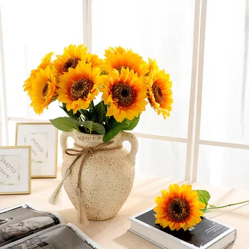 1pcs Artificial Flower Sunflower Luxury Bouquet Living Room Decoration Table Party Wedding
1pcs Artificial Flower Sunflower Luxury Bouquet Living Room Decoration Table Party Wedding