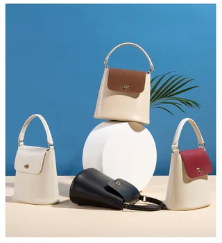 2020 New Advanced Casual Bucket Bag Lock Bag Female Bucket Bag Portable Bucket Bag 
2020 New Advanced Casual Bucket Bag Lock Bag Female Bucket Bag Portable Bucket Bag