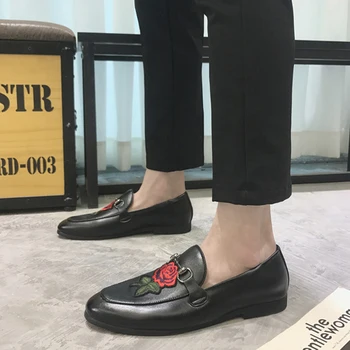 Zapatos De Hombre Men Casual Shoes Sneakers 2020 High Quality Vintage Leather Shoe Loafers Cow Leather Flats Leather Shoes Men I
Zapatos De Hombre Men Casual Shoes Sneakers 2020 High Quality Vintage Leather Shoe Loafers Cow Leather Flats Leather Shoes Men I