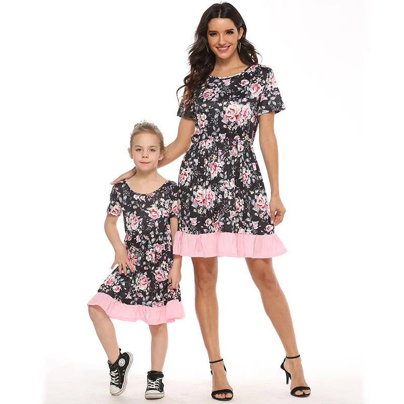 bunvel-Summer-Mommy-and-Me-Clothes-Princess-Baby-Dresses-Girl-Short-Sleeve-Floral-Mother-Daughter-Dresses (1)