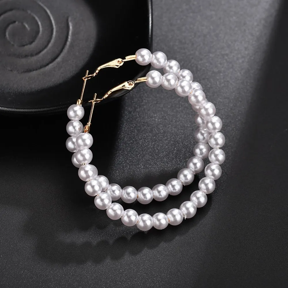 New Fashion Pearl Earrings Personality Metal Geometry Big Round Simulated Pearl Drop earrings for Woman
New Fashion Pearl Earrings Personality Metal Geometry Big Round Simulated Pearl Drop earrings for Woman