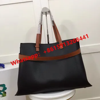 Free shipping new brand premium leather large capacity shoulder bag simple temperament classic ladies bag 
Free shipping new brand premium leather large capacity shoulder bag simple temperament classic ladies bag