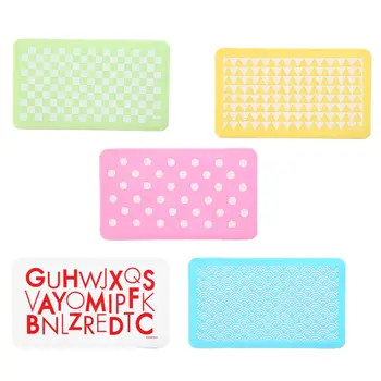Portable Face Masks Storage Box Holder Dustproof Masks Case Mini Disposable Storage Organizer
Portable Face Masks Storage Box Holder Dustproof Masks Case Mini Disposable Storage Organizer