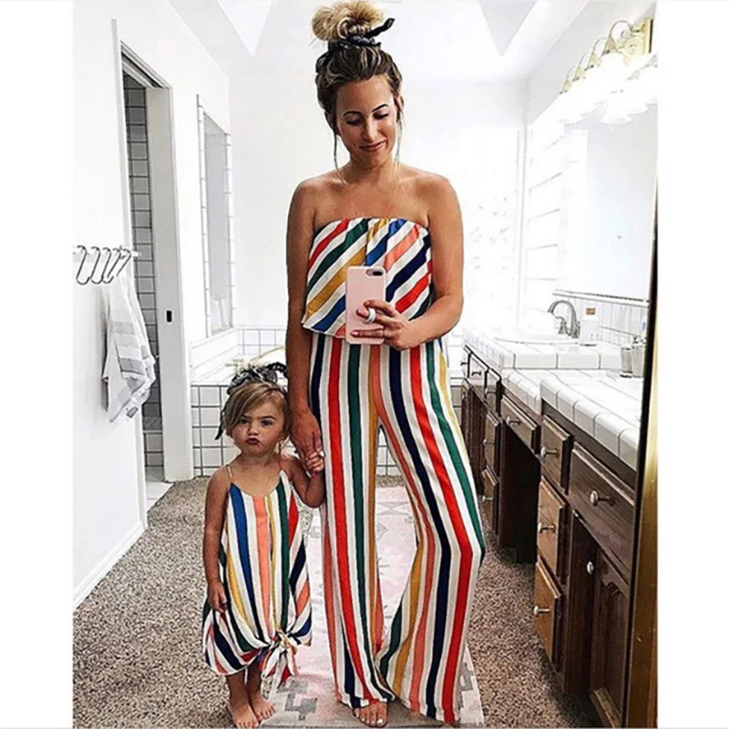 Summer Parent-child Family Matching Outfits Casual Sleeveless Striped Women Kids Mother Daughter Family Clothes Family Rompers
Summer Parent-child Family Matching Outfits Casual Sleeveless Striped Women Kids Mother Daughter Family Clothes Family Rompers