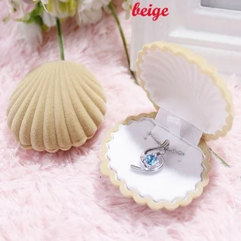 1Pc Storage Box for Necklace Ring Earring Shell Shape Velvet Jewelry Organizer Box for Engagement Wedding Birthday Party Gifts
1Pc Storage Box for Necklace Ring Earring Shell Shape Velvet Jewelry Organizer Box for Engagement Wedding Birthday Party Gifts