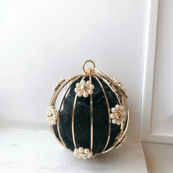 Designer Fashion Women Pearl Beaded Crystal Party Evening Bag Bridal Wedding Round Ball Wrist Bag Round Clutch Purse Handbag
Designer Fashion Women Pearl Beaded Crystal Party Evening Bag Bridal Wedding Round Ball Wrist Bag Round Clutch Purse Handbag