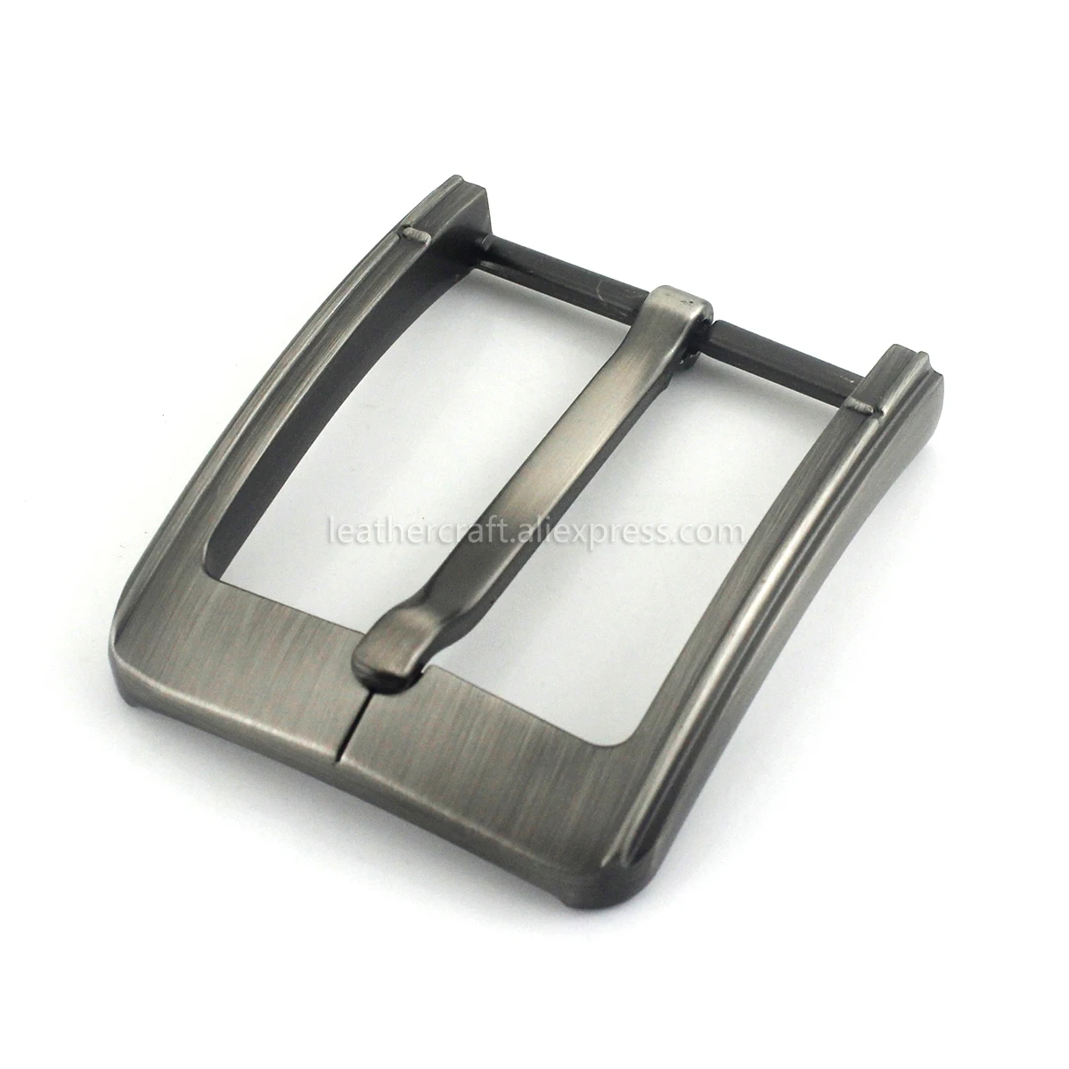 1pcs Metal 4cm Belt Buckle Brushed End Bar Heel bar Single Pin Belt Half Buckle Leather Craft Jeans Webbing fit for 38mm belt 
1pcs Metal 4cm Belt Buckle Brushed End Bar Heel bar Single Pin Belt Half Buckle Leather Craft Jeans Webbing fit for 38mm belt