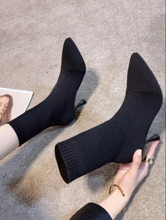 Ankle Boots Women Shoes Woman Boots Fashion Knit Elastic Socks Boots Booties 2019 Autumn New Comfortable Breathable Boots X353
Ankle Boots Women Shoes Woman Boots Fashion Knit Elastic Socks Boots Booties 2019 Autumn New Comfortable Breathable Boots X353