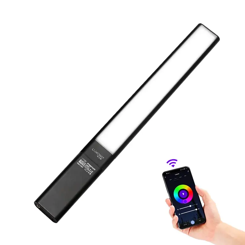 Led Video Light Bar RGB APP Control Photography Lighting Studio Handheld Ice Light,36000 Colors, 12 Light Effect, 2500-6500K NEW
Led Video Light Bar RGB APP Control Photography Lighting Studio Handheld Ice Light,36000 Colors, 12 Light Effect, 2500-6500K NEW